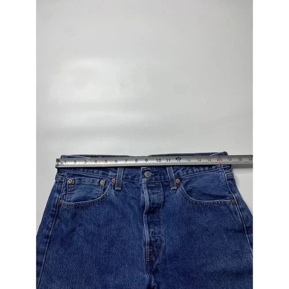 Levi’s Shorts Women’s 33 Cut Off Jean Denim Button Fly Medium Wash - Picture 3 of 7